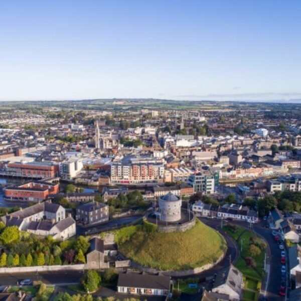 Discover Drogheda: Exploring Attractions and Tastes in Leinster's Vibrant Town
