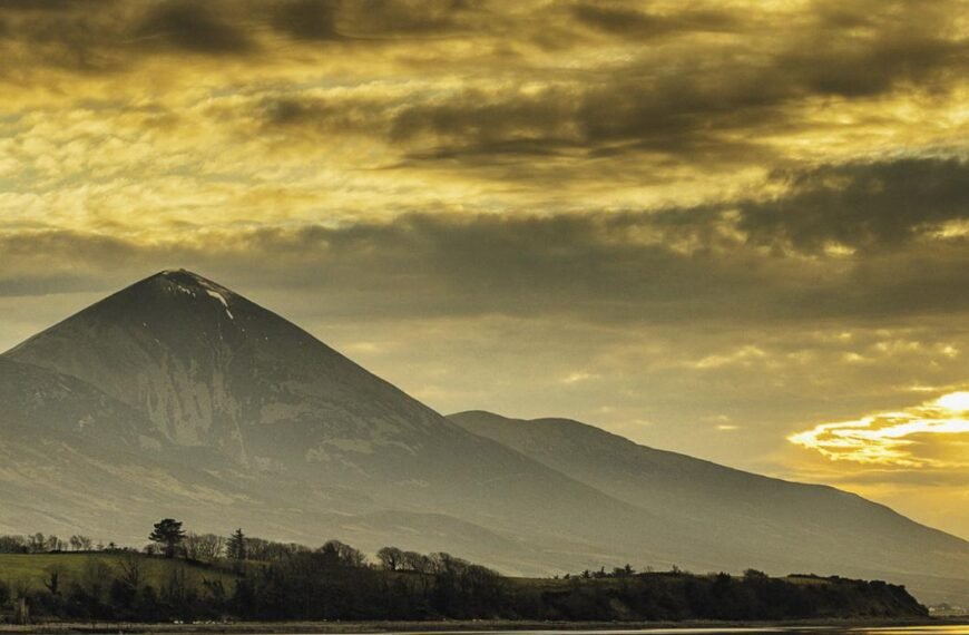 Discover the Charm of Ballinrobe: Exploring Culture and Beauty in Connacht's Queen of the Lakes