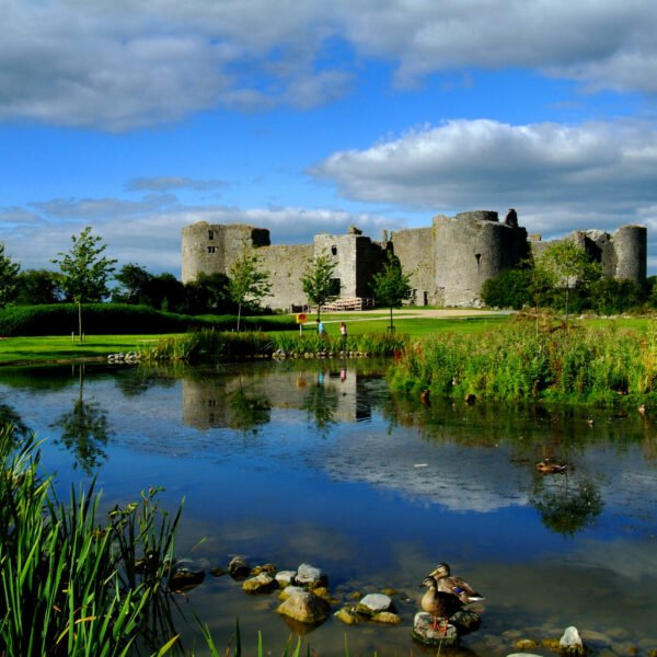 Discovering Roscommon: Exploring Connacht's Charming Village and its Hidden Treasures